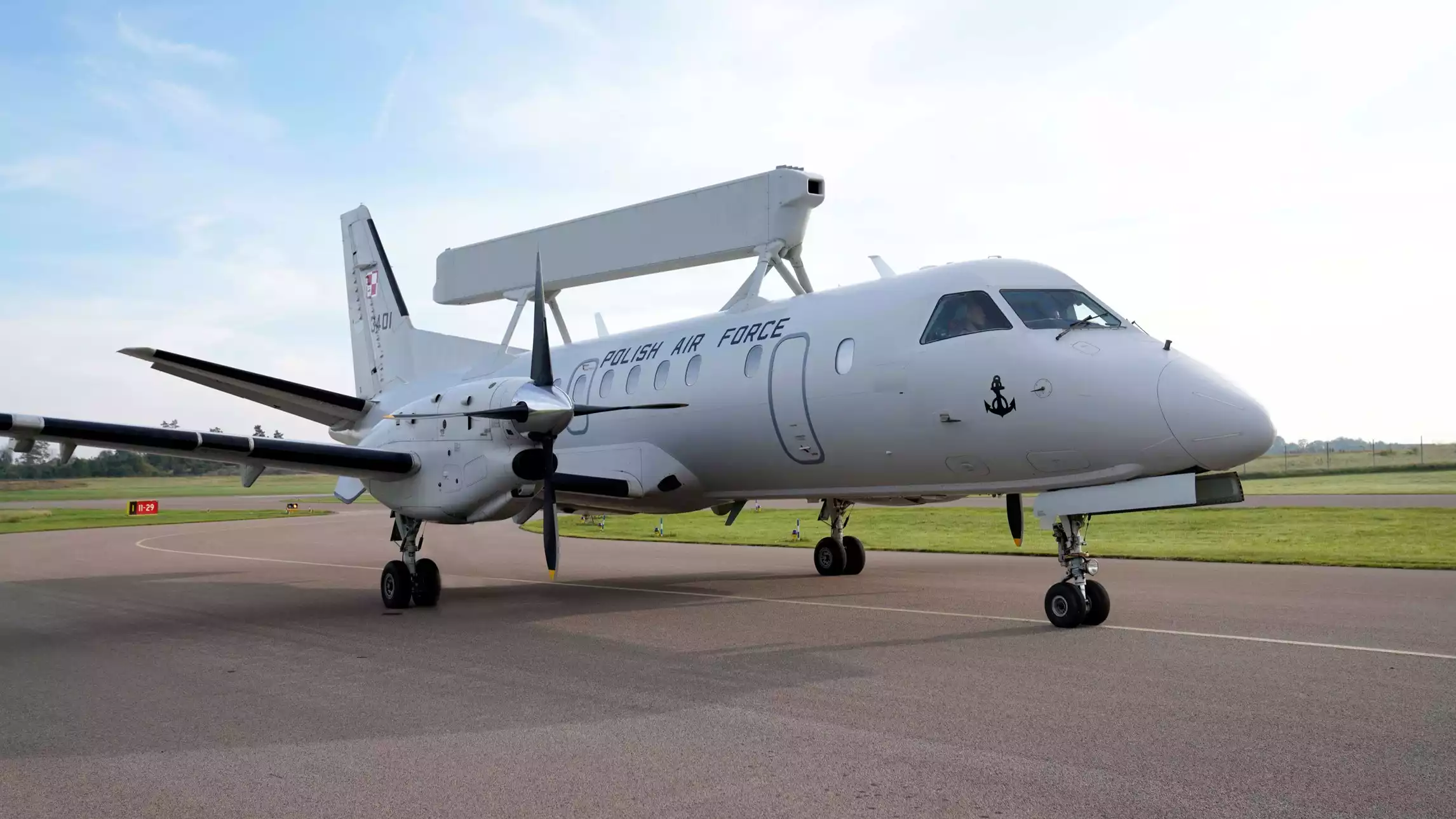 Avion de guet aérien et de commandement avancé Saab 340 AEW&C polonais au sol (29 septembre 2023).