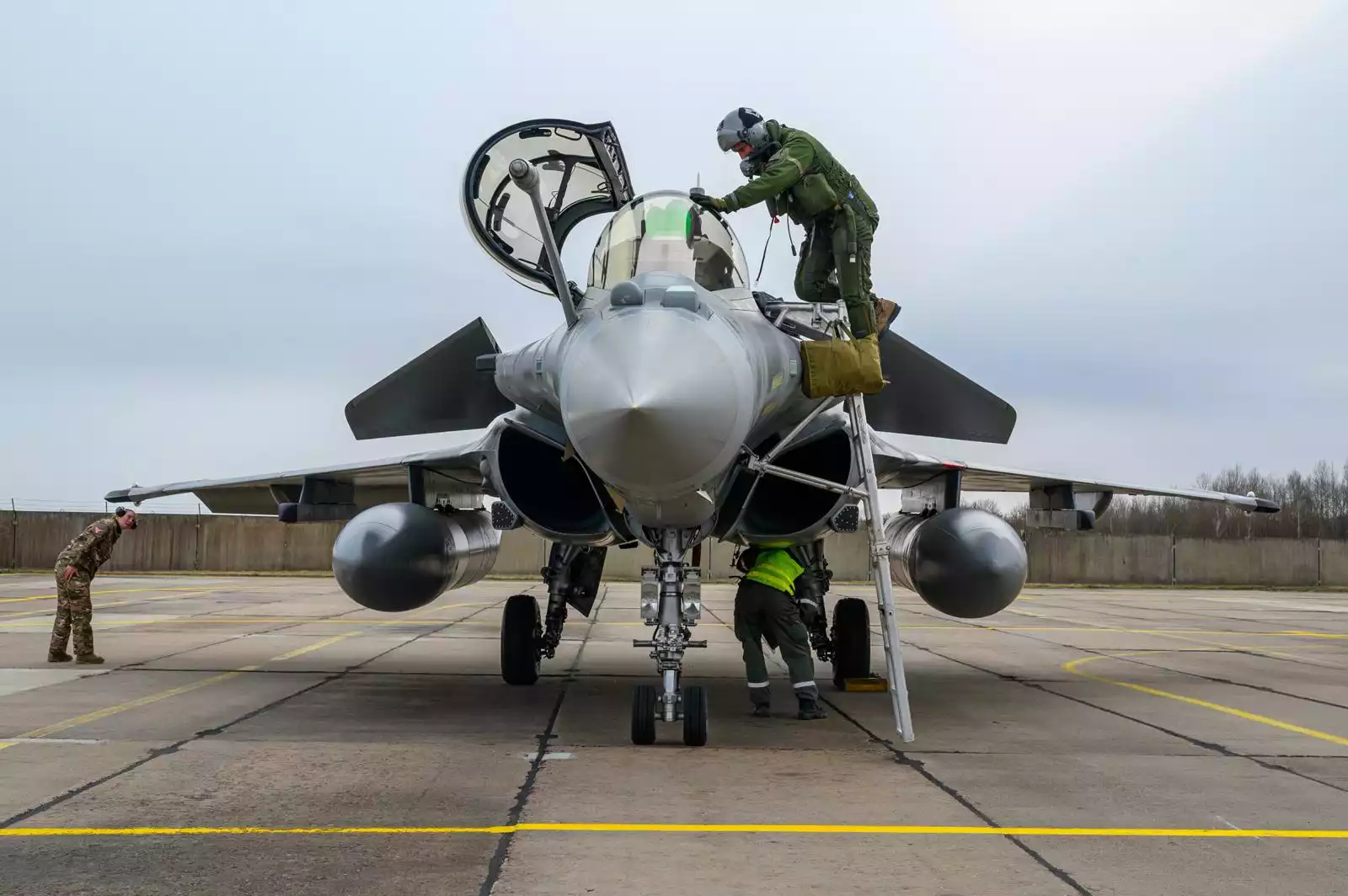 Les 4 Rafale B français ont atterri en Lituanie