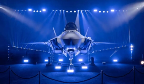Le premier F-35A finlandais a fait sa sortie d'usine