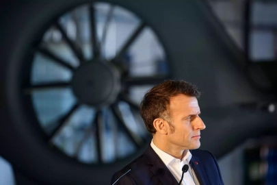 Moyen-Orient : Macron annonce l’envoi du Charles de Gaulle pour rouvrir le détroit d’Ormuz