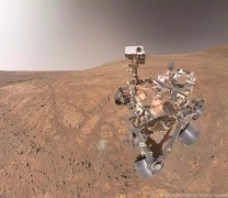 Cinq ans de pérégrinations sur Mars