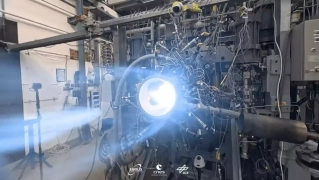 Sirius Space rachète AMM-42 et boucle plusieurs essais moteurs