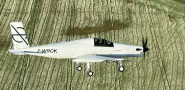 Turgis et Gaillard réussit son premier vol du drone MALE Aarok