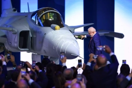 Pleins feux sur le premier Gripen E produit au Brésil