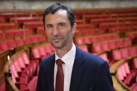 Un rapport parlementaire sur les satellites