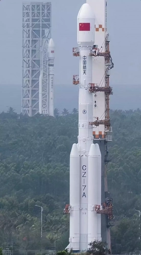 Croisement de Longue Marche sur la base chinoise de Wenchang