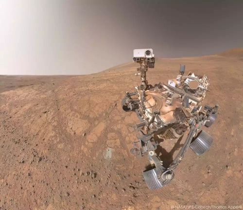 Cinq ans de pérégrinations sur Mars